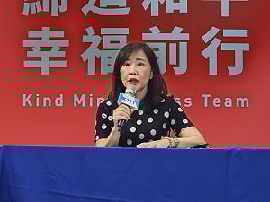 追蹤器疑雲總統府籲快提告 尹乃菁：國民黨有證據、但算了