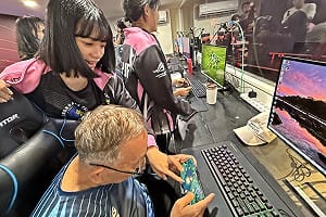 跨世代電競火花！弘光獵鷹隊攜手尚青長者 傳遞《傳說對決》溫情力量