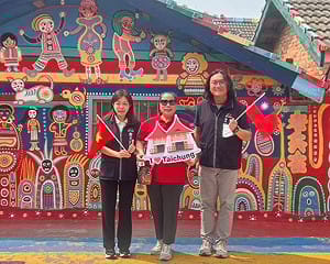 台中邀越捷航空雜誌踩線　媽祖遶境近距離體驗