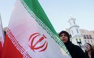 (影) 美伊談判恐破局！伊批美2度違反協議拒再談  美派C-17降巴基斯坦