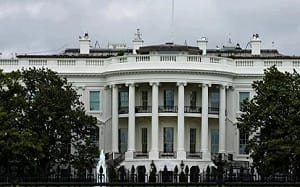 白宮稱美伊在「達成協議邊緣」! 伊3巨頭齊發聲 革命衛隊加碼要「這個」….