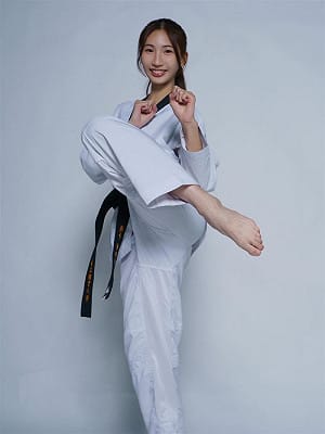 跆拳道國手黃映瑄遭網友性霸凌！國體大發聲：律師費本校處理