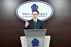 鄭麗文讚揚習近平「成就非凡」 羅文嘉：呼應中共《民族團結進步促進法》