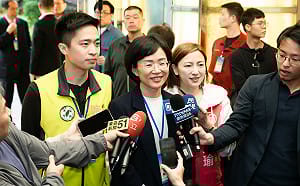 盧秀燕來新北挺李四川  蘇巧慧回敬：我也會到外縣市輔選