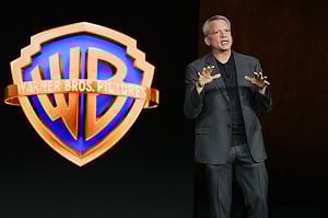 好萊塢洗牌！華納兄弟1100億美元賣派拉蒙 Netflix回購股票迎戰