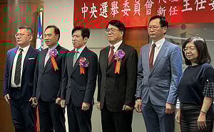 就任中選會主委！游盈隆直言：用國籍法處理李貞秀很牽強 