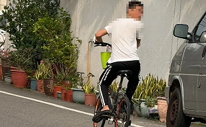 雲林驚現變態男！對女用安全帽「尻」2發  警方火速逮人