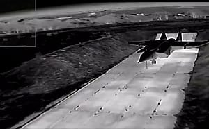 俄4艦與MiG-31戰機受重創! 烏夜襲克里米亞軍港、俄境煉油廠也連爆火海