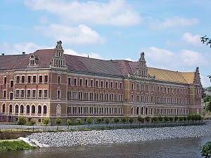 不是富裕或學者家庭出身就上不了中學  德國專家呼籲改革