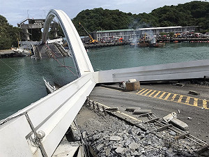 南方澳大橋斷裂釀6死　二審仍4廠商判刑、2人無罪