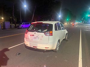 一家三口左營軍校路遇死劫     丈母娘與女婿遭車撞傷重不治