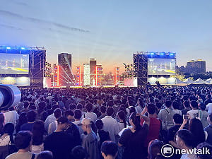 台南運河百年音樂祭掀熱潮  五萬人潮嗨翻運河畔