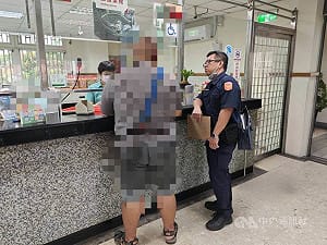 台中男匯款助妹買股票 警郵阻假投資保兄妹百萬積蓄