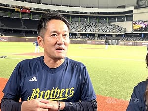 江坤宇觸擊未成反敲安　兄弟教頭稱讚找回本色