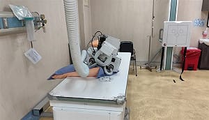 X光機設備脫落砸中術後患者！家屬氣炸喊告 彰基致歉調查