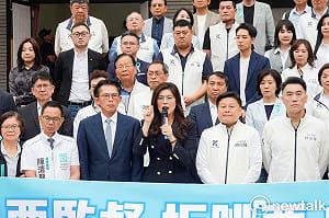 快訊》《醫療法》三讀修正！三班護病比正式入法  罰則最重停業1年 