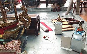 台中三級古蹟萬和宮遭蓄意 男子控推倒供桌、神尊落地被逮