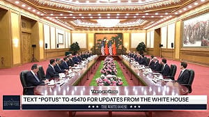 （影）北京川習會場外突發混亂 白宮女職員高喊「White House only」阻擋闖入 