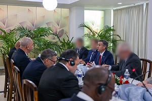 CIA局長訪問古巴 哈瓦那：考慮接受美國人道主義援助