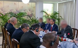CIA局長訪問古巴 哈瓦那：考慮接受美國人道主義援助