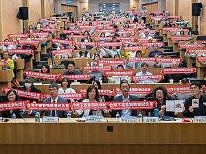 民間轉型正義大會登場  聚焦威權遺緒與歷史教育  逾200人參與倡深化民主記憶