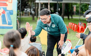 宣布推動0到6歲每月加碼千元    賴瑞隆：高雄成最幸福育兒城市！  