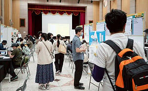 搶搭AI與新媒體浪潮！  高雄職涯媒合會攜手24企業釋百項熱門職缺