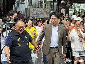 將與蔡英文談國家願景！沈伯洋「人氣旺」每答一題民眾就爆出掌聲