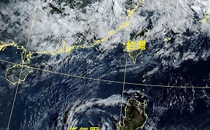 颱風前兆？南海現「清晰低氣壓」！鄭明典揭發展動向