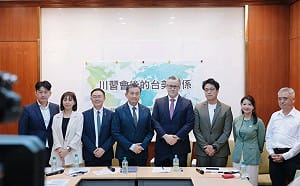 美智庫主席訪立院談台海安全  王定宇：向國際傳達台灣防衛決心 