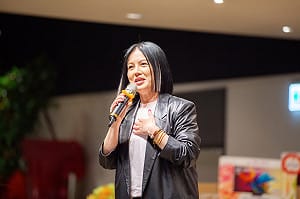 陽光女子合唱團方科長 現身惠中寺未來與希望講座