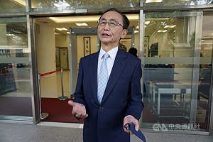 指蘇貞昌陳時中貪污判8月確定  吳子嘉赴北檢執行