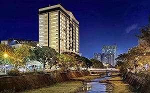 台中愛麗絲飯店驚傳歇業！收3.3萬訂金人去樓空 網批：惡意詐欺