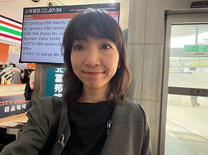 思念父親尹衍樑  愛女尹崇恩：有些牽掛，從此停在未讀