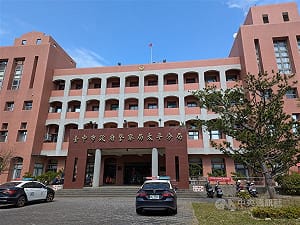 台中婦網戀假軍官　匯款前求證警方保住32萬