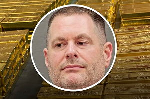 騙過中情局17年！比GTA5劇情還誇張 前高官遭逮 搜出4千萬美元金條與勞力士