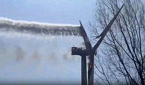 過熱？麥寮風場風機突起火冒黑煙  葉片自70米高空墜落保安林地