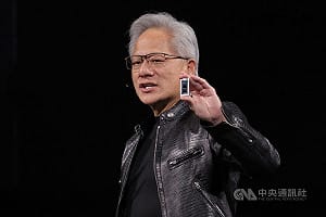 AI代理進駐PC　黃仁勳發表N1X晶片攜手台積電聯發科
