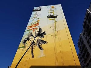 高雄苓雅色彩繽紛  藝術家彩繪24面建物壁畫