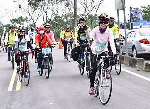 浪漫臺三線  騎單車感受客庄景色魅力