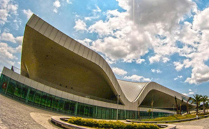 亞洲最大！劇院建築3D光雕秀就在衛武營