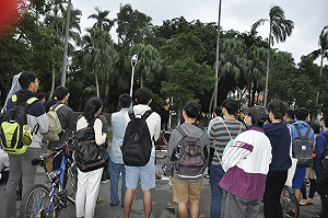 勞基法修法  黃國昌：林萬億的說法讓人掉下巴