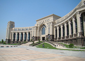 陸設台生獎學金辦法 要求不得反一中