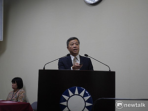 一例一休「工時帳戶」藍營：需有３天國定假日配套