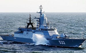 (影) 俄軍3主力戰艦挨轟! 烏遙控無人機9百里奔襲 聖彼得堡海軍基地首度被炸