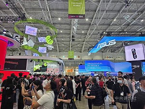 黃仁勳旋風　帶旺電腦展飯店滿房接單到明年