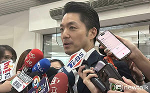 簡舒培批遮陽傘「2年0進度、1座620萬」　蔣市府：別拿淘寶貨魚目混珠