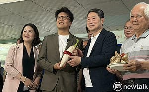 拜訪機車公會 沈伯洋：機車行是城市的微血管