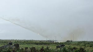 雷霆2000時隔7年實彈射擊 曝實戰化訓練內幕：前一天才進陣地整備
