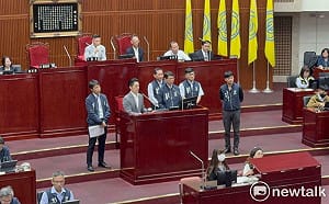 為無菸城市議題交鋒　殷瑋頻插話遭王閔生轟：要跟議會對抗是不是？